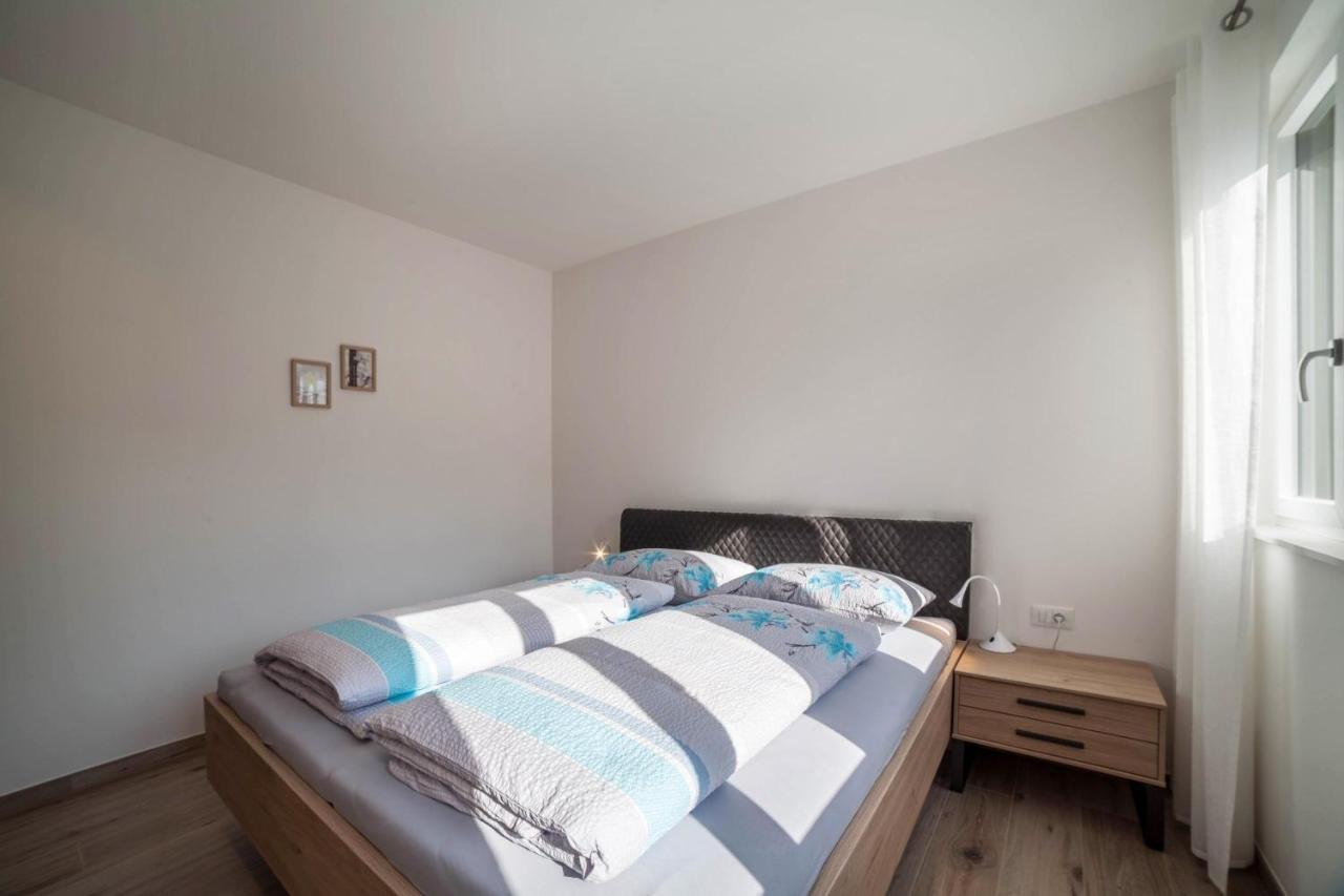 City Apartment Flora Meran Exterior foto